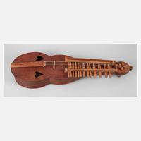 ”Nyckelharpa”111