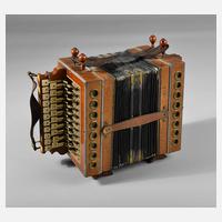 Frühes Akkordeon111