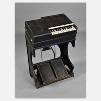 Akkord-Harmonium111