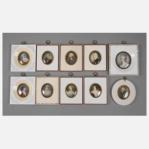 10 Elfenbeinminiaturen