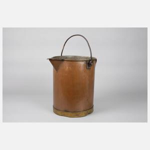 Große Kupferkanne
