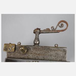 Außergewöhnliches Türschloss Barock