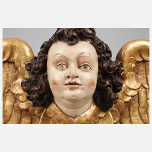 Geschnitztes Engelshaupt