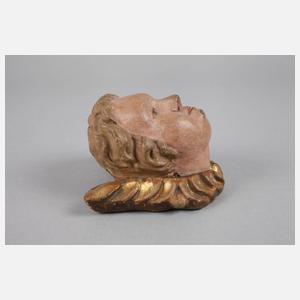 Geschnitzter Engelskopf