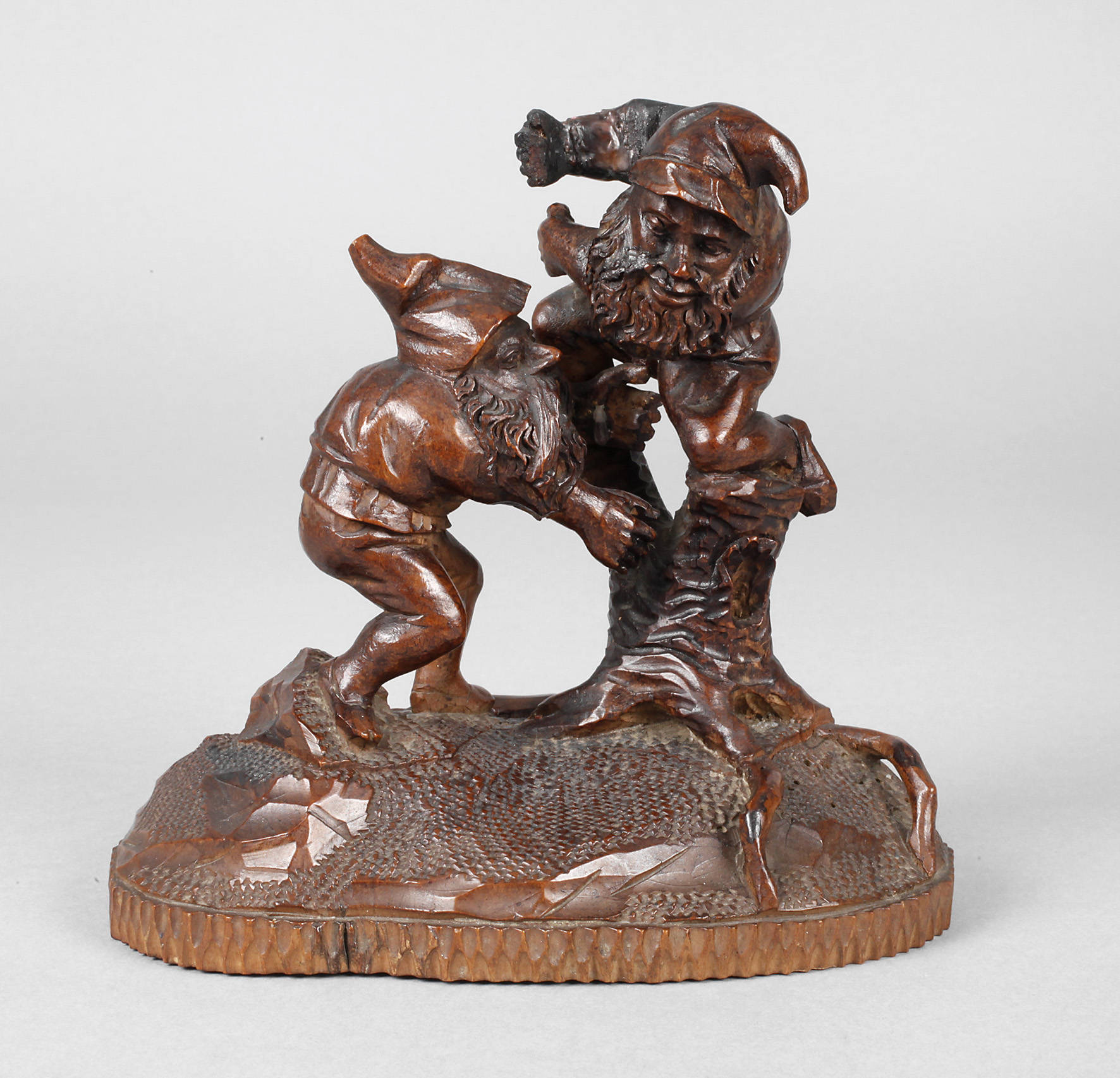 Figürliche Schnitzerei