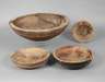 Vier geschnitzte Schüsseln