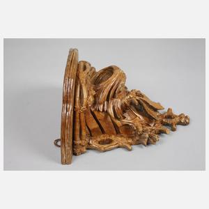 Geschnitzte Wandkonsole