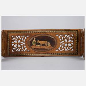 Buchstütze mit Marketerie