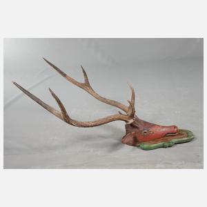 Geschnitzte Jagdtrophäe