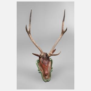 Geschnitzte Jagdtrophäe