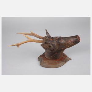 Geschnitzte Jagdtrophäe