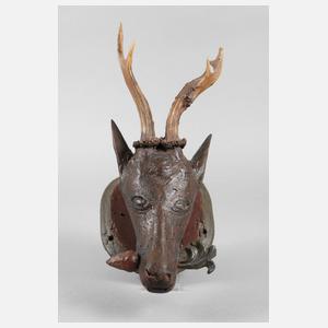 Geschnitzte Jagdtrophäe