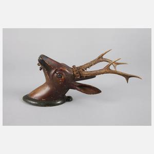 Geschnitzte Jagdtrophäe