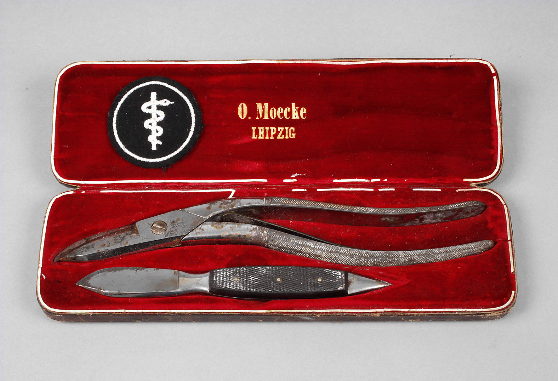 Chirurgisches Besteck