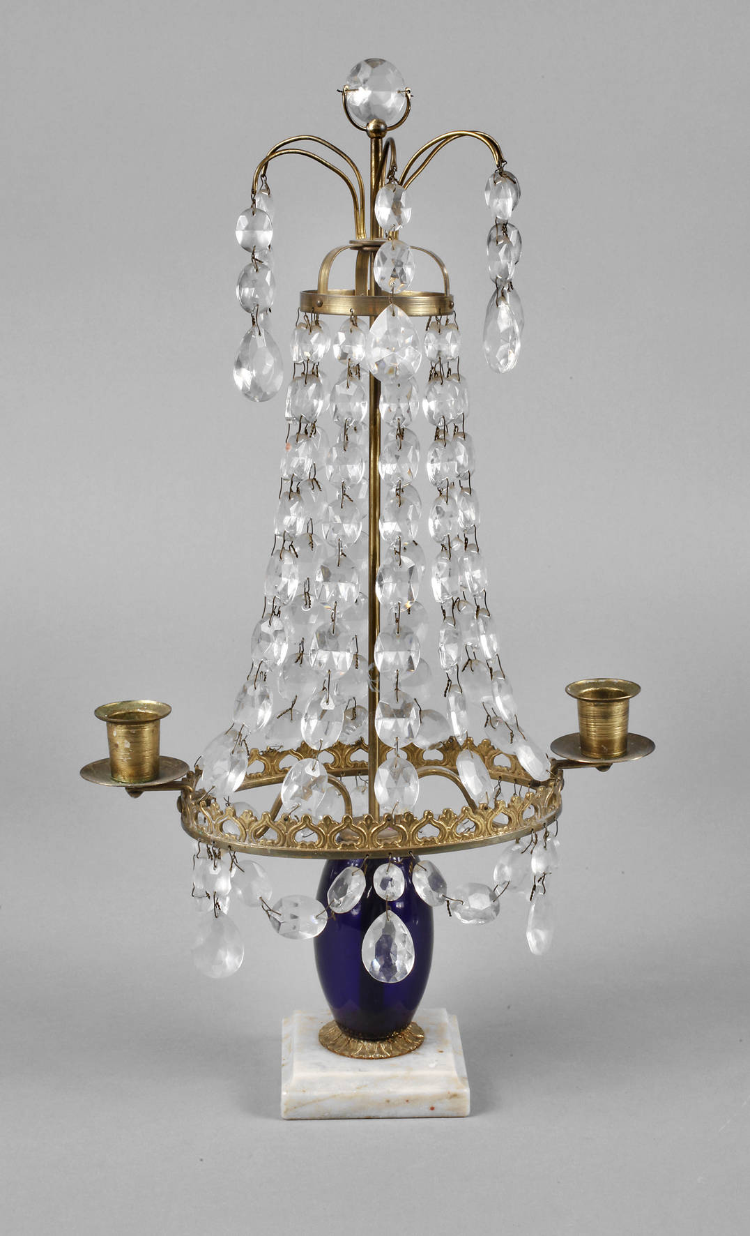 Leuchter mit Prismenbehang