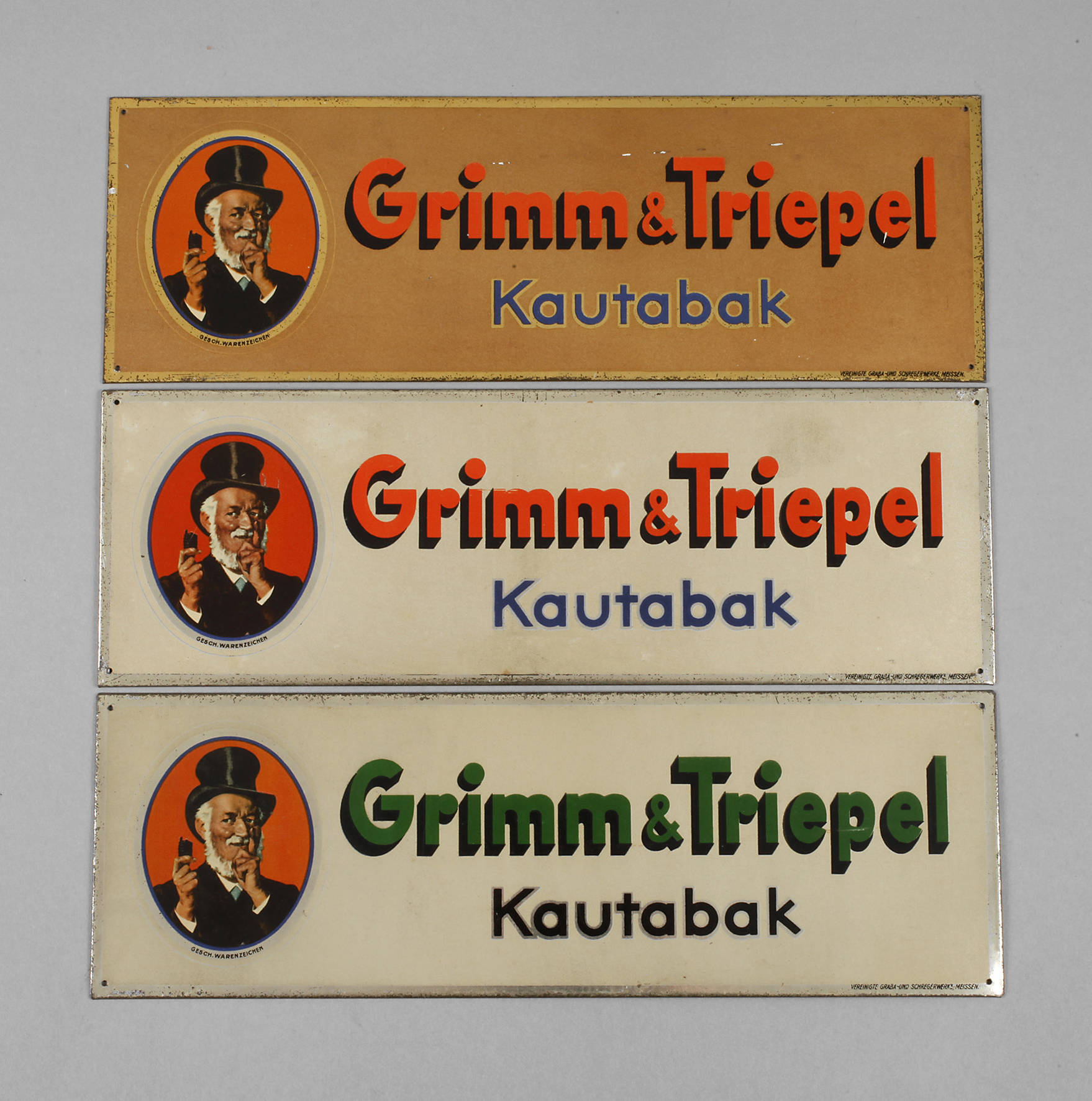 Drei Werbeschilder Grimm & Triepel