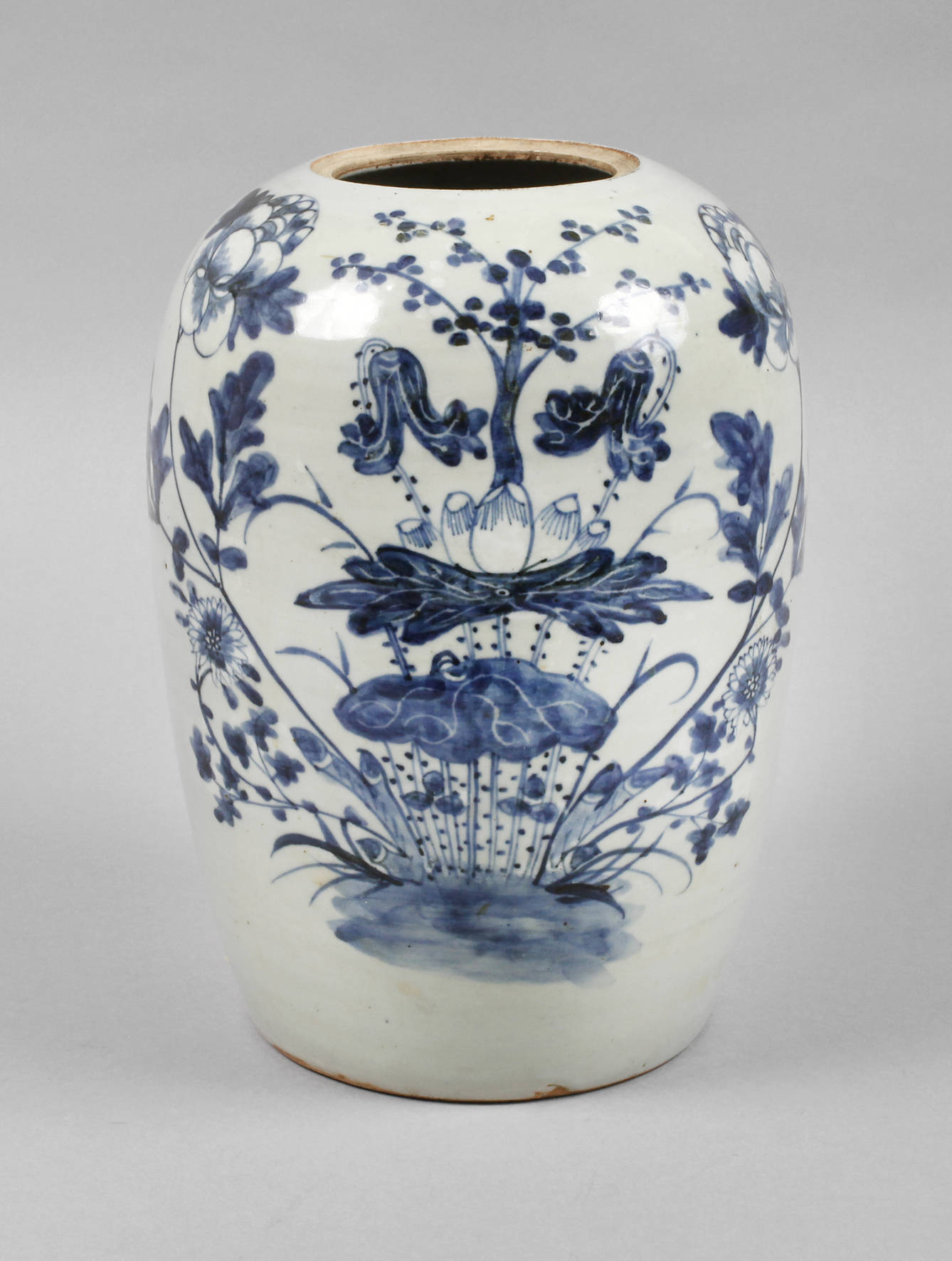 Vase China