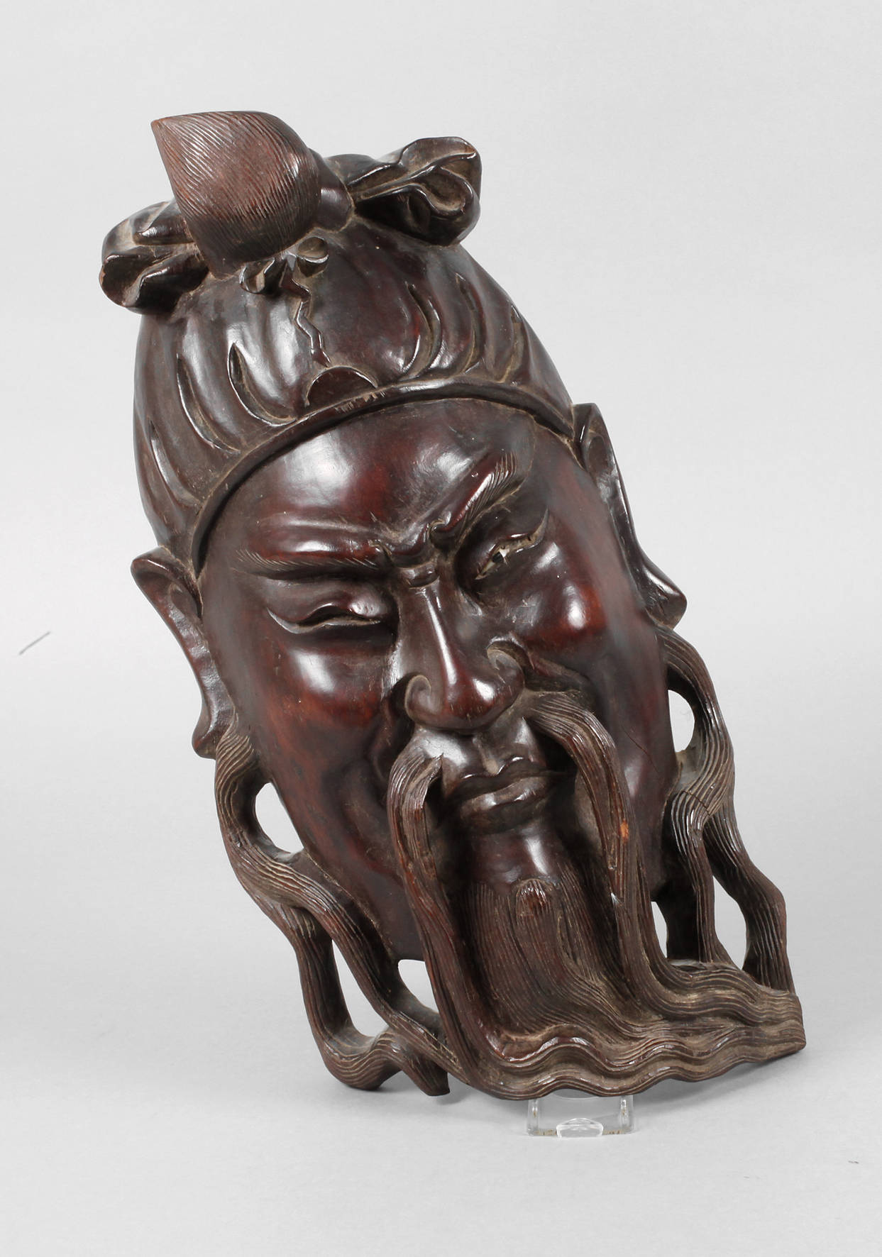 Geschnitzte Wandmaske