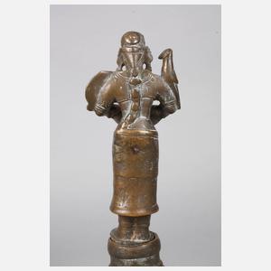 Figürliche Öllampe