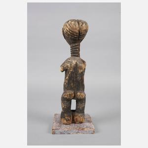 Schnitzerei der Bweme-Gesellschaft