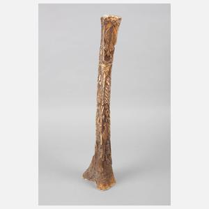 Beschnitzter Schienbeinknochen