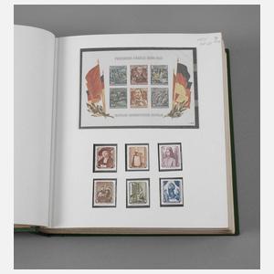 Briefmarkenalbum DDR
