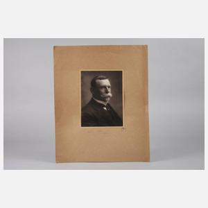 Anton Binder, Portraitfotografie des Schriftstellers Karl Herold