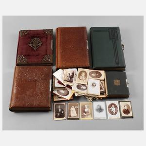 Konvolut Fotoalben und Fotografien um 1900