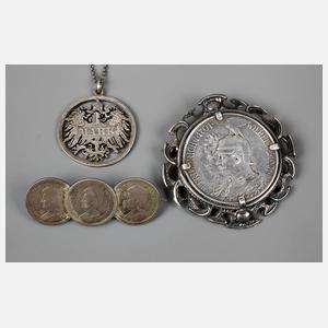Konvolut numismatischer Silberschmuck