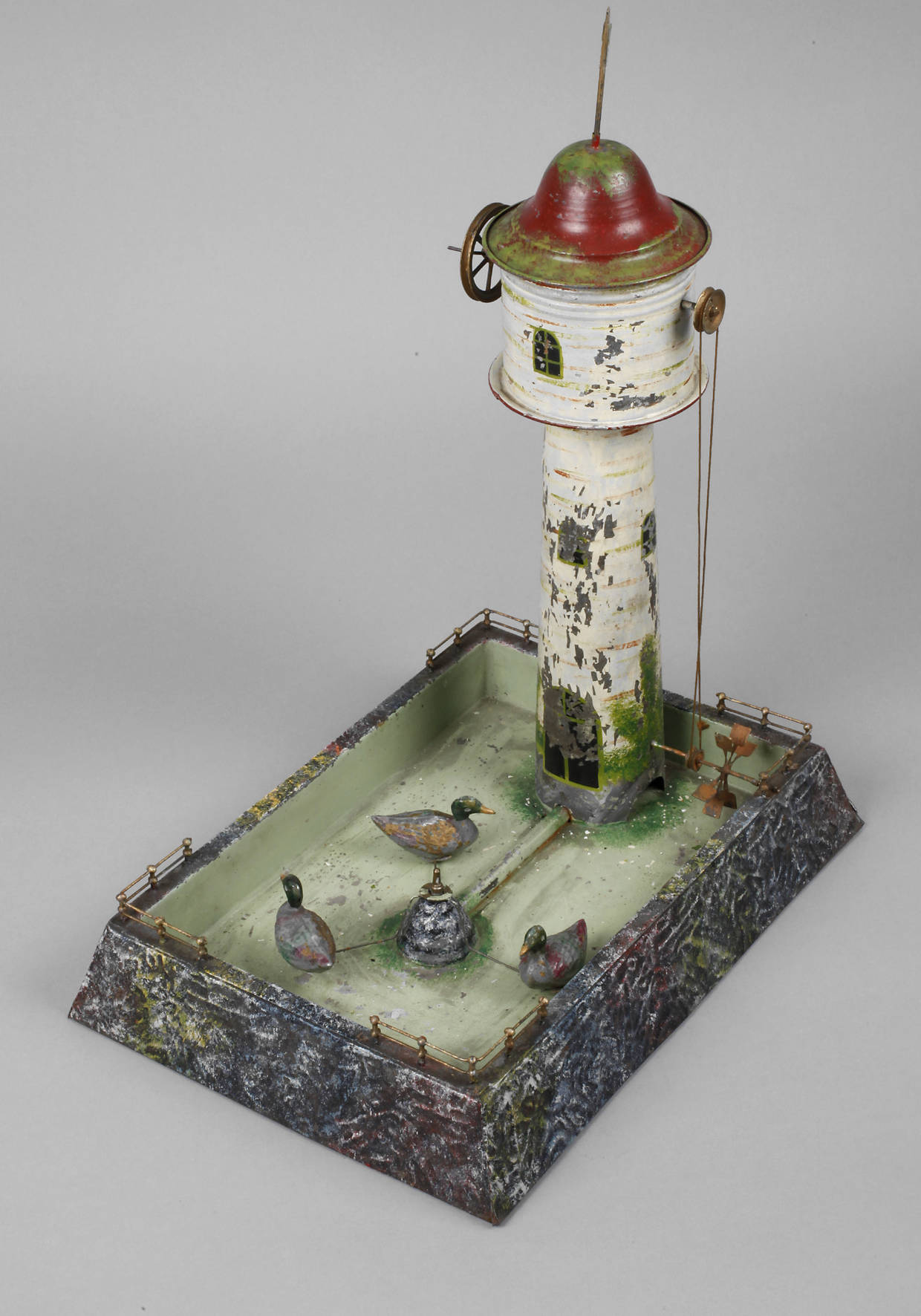 Mechanisches Blechspielzeug