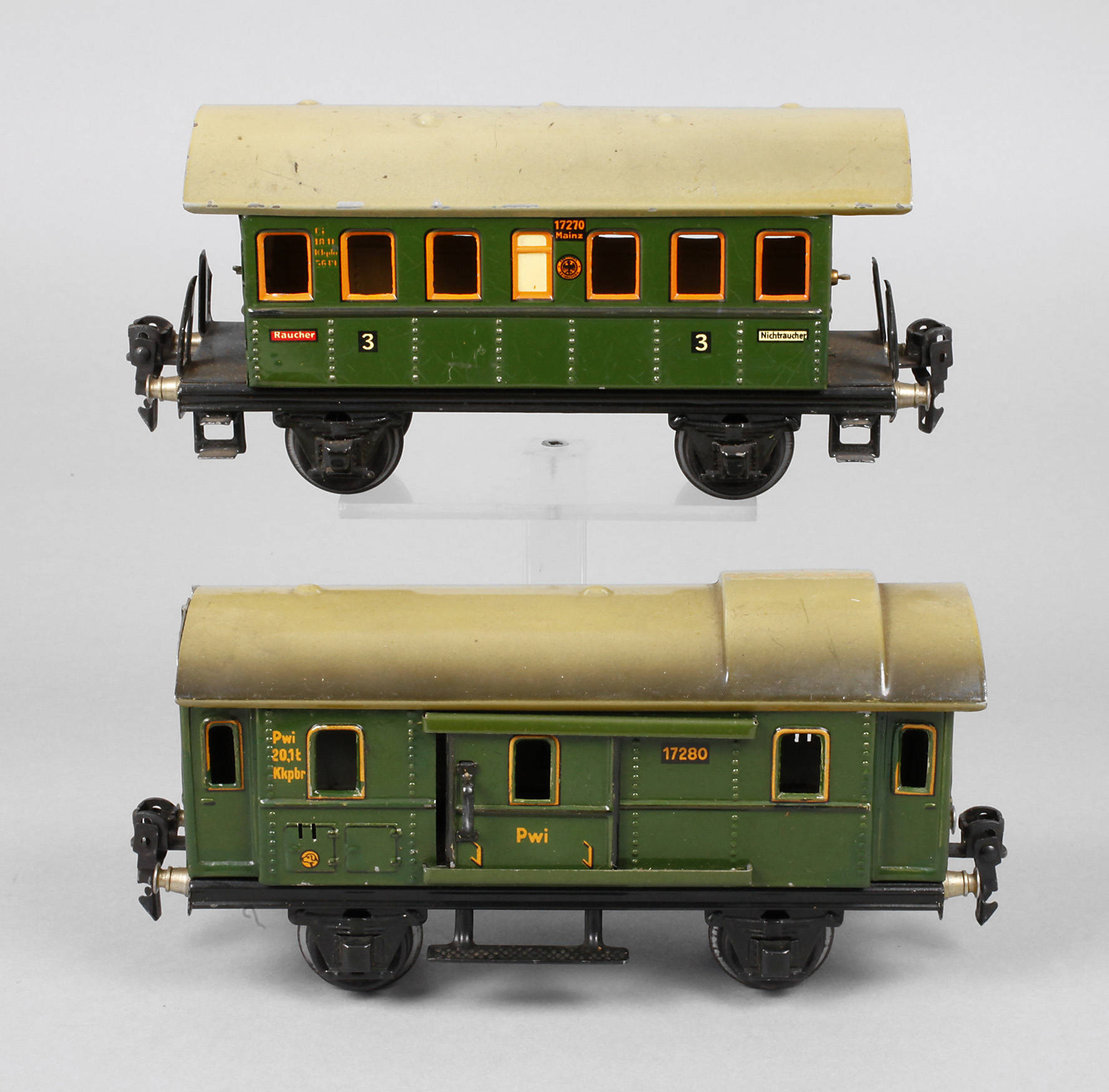 Märklin zwei Personenwagen