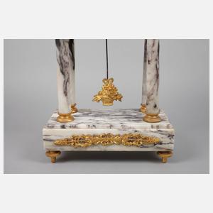 Kaminuhr mit Beistellern