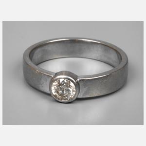 Bandring mit Brillant von ca. 0,55 ct