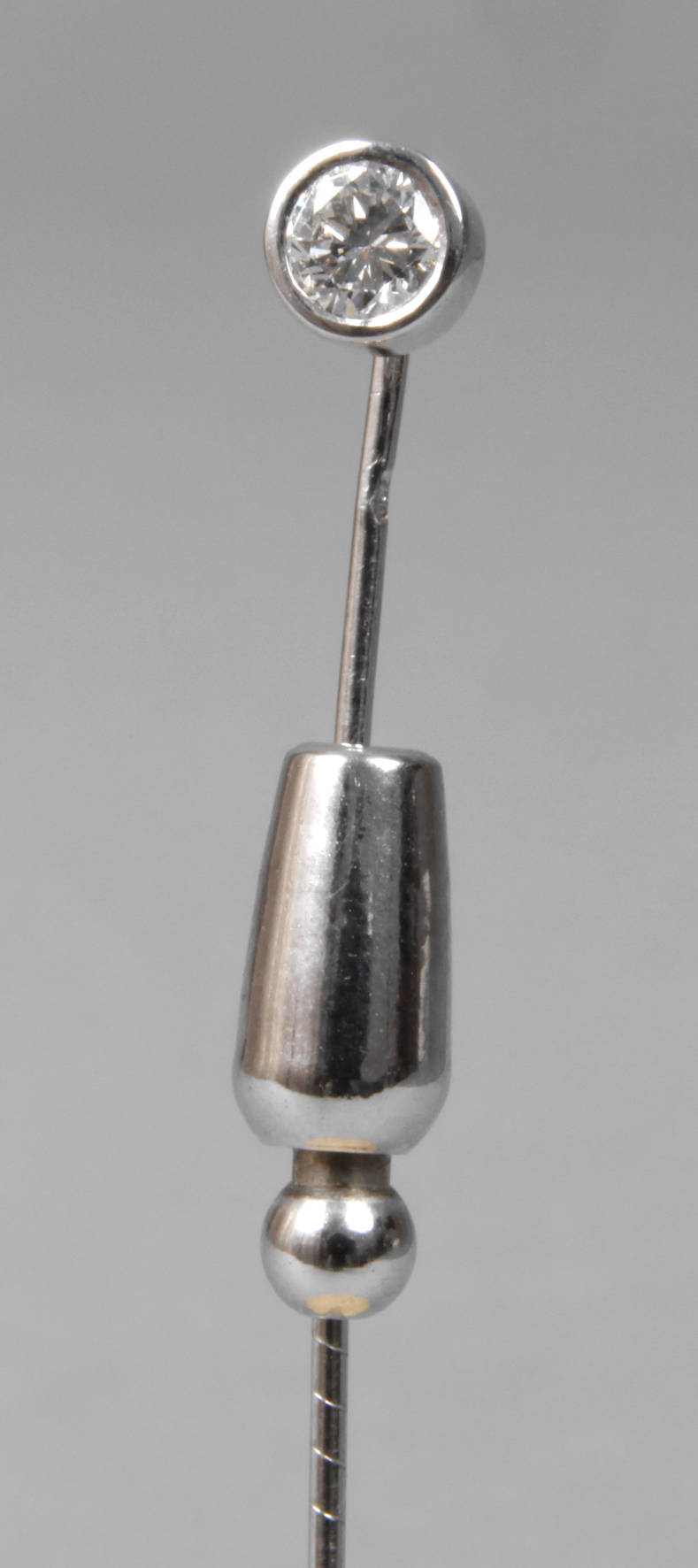 Reversnadel mit Brillant von ca. 0,33 ct
