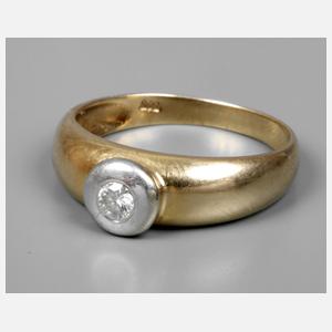 Damenring mit Brillant