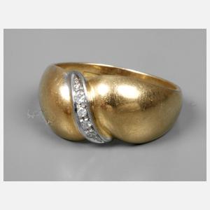 Damenring mit Diamanten