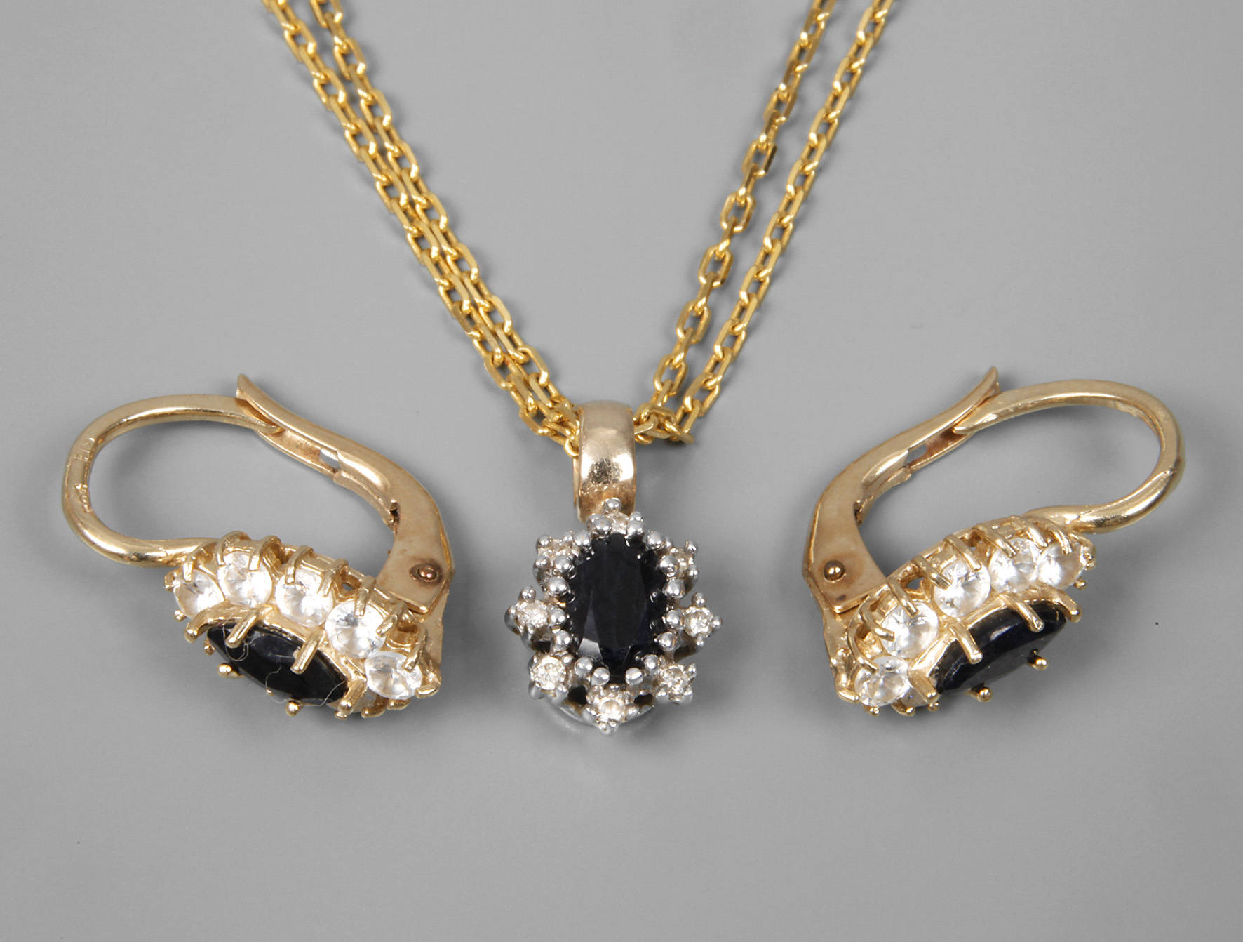 Konvolut Schmuck mit Saphiren