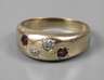 Damenring mit Diamanten und Rubinen