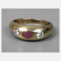 Damenring mit Rubin und Zirkonias111