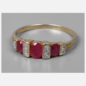 Damenring mit Rubinen und Diamanten