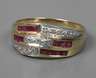 Damenring mit Rubinen und Diamanten