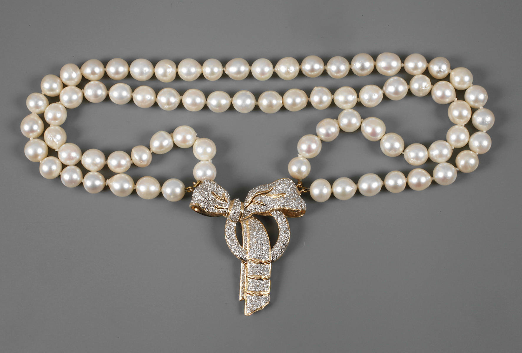 Hochwertiges Akoya-Zuchtperlen-Collier