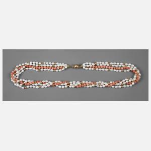 Mehrreihiges Perlencollier mit Korallen