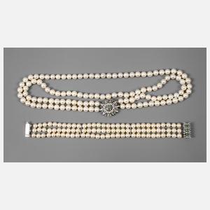Collier und Armband mit Perlen und Smaragden