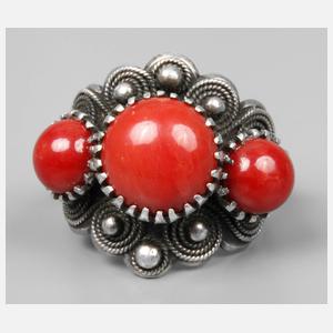 Damenring mit Korallen