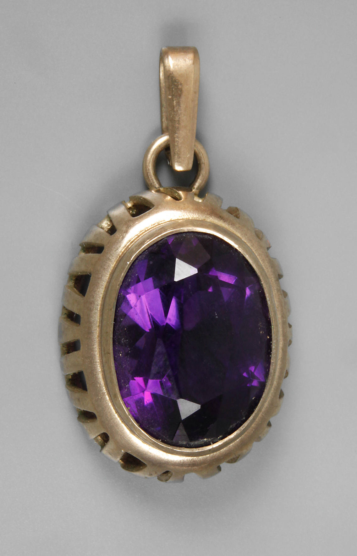 Anhänger mit Amethyst