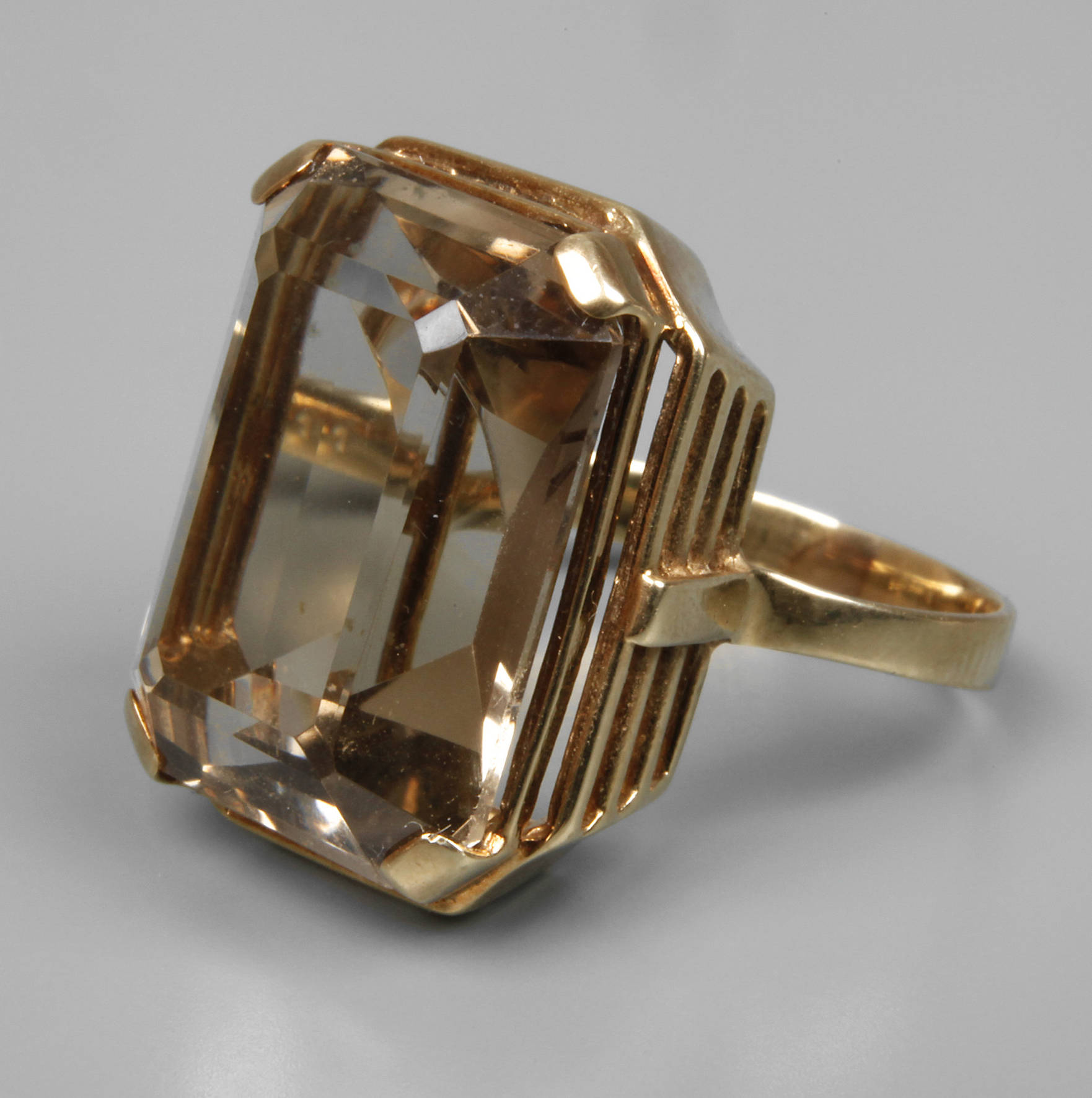 Damenring mit Rauchquarz