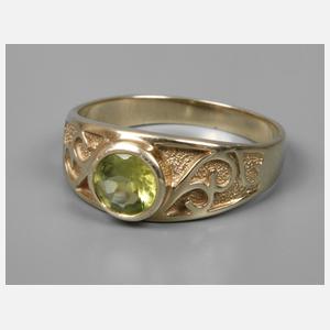 Damenring mit Peridot