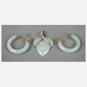 Anhänger und Creolen mit Jade