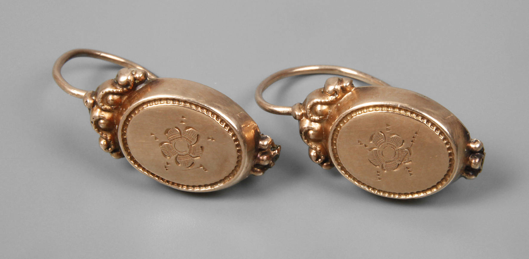 Paar Biedermeierohrringe